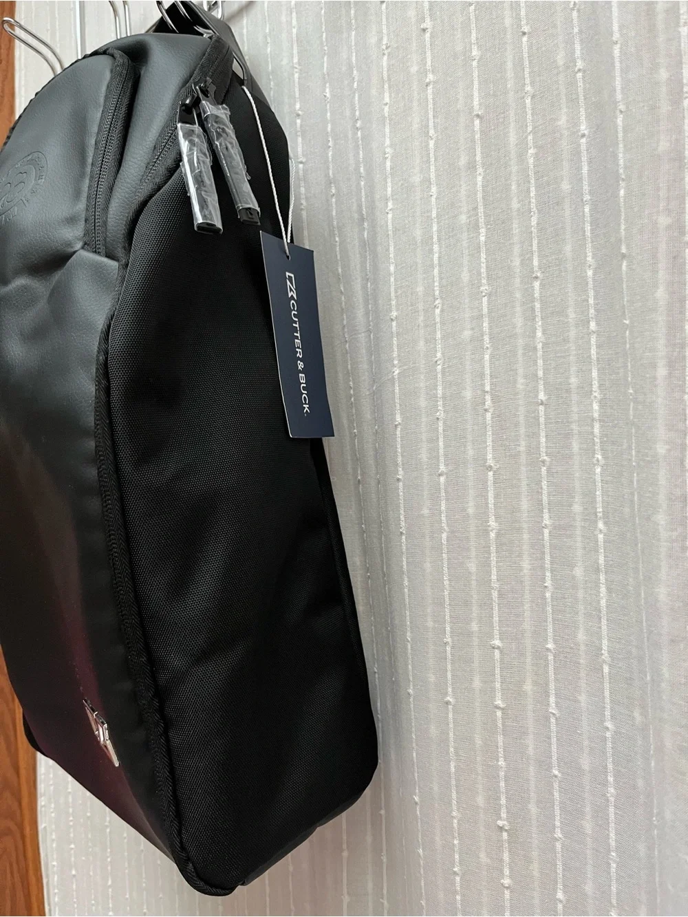 🔆NWT Cutter & Buck x Black Clover Matte Black Golf Shoe Bag
